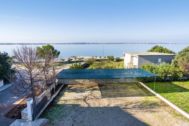 Apartment Nin - Vrsi At The Beach Екстериор снимка