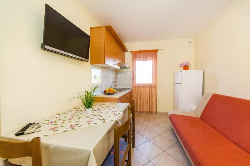 Apartment Nin - Vrsi At The Beach Екстериор снимка