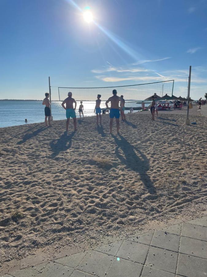 Apartment Nin - Vrsi At The Beach Екстериор снимка